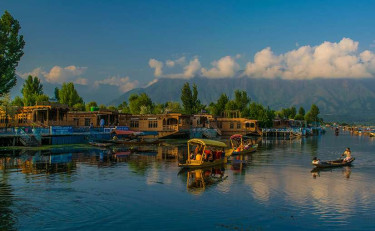 A Mumbai Doctor's Odyssey: Exploring the Enchanting Beauty of Dal Lake